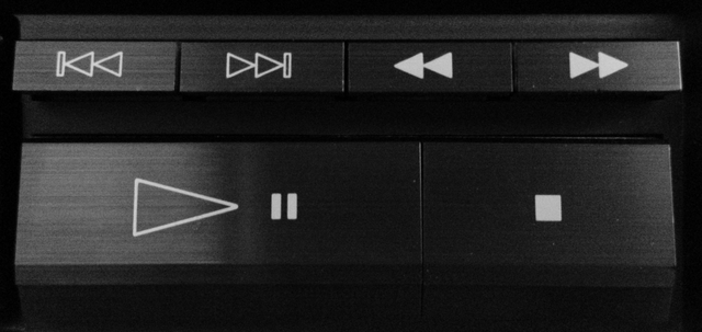 Sony_CDP-C700_Playback_Controls